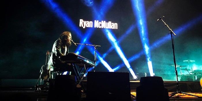 Ryan McMullan live photo